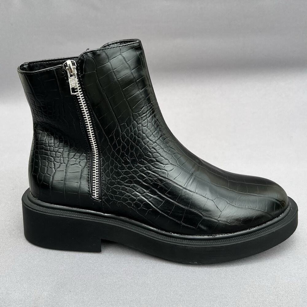 TOPSHOP Kai Zip Black Chelsea Croc Embossed Boots Men's Size 8 US / 41EU NEW